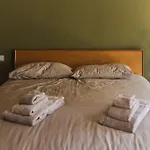 Apartamento Hortis, L'incontro Tra Il Legno E Il Mare Trieste