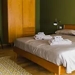 Hortis, L'incontro Tra Il Legno E Il Mare 的里雅斯特