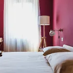 Hortis, L'incontro Tra Il Legno E Il Mare