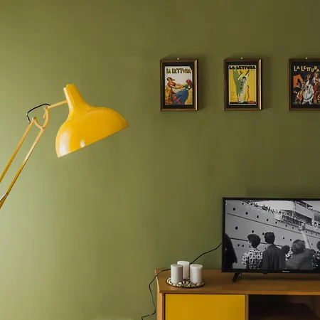 Dimora Hortis, Eleganza E Stile In Centro A Apartamento