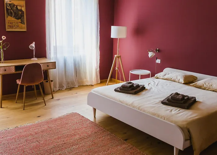 Dimora Hortis, Eleganza E Stile In Centro A