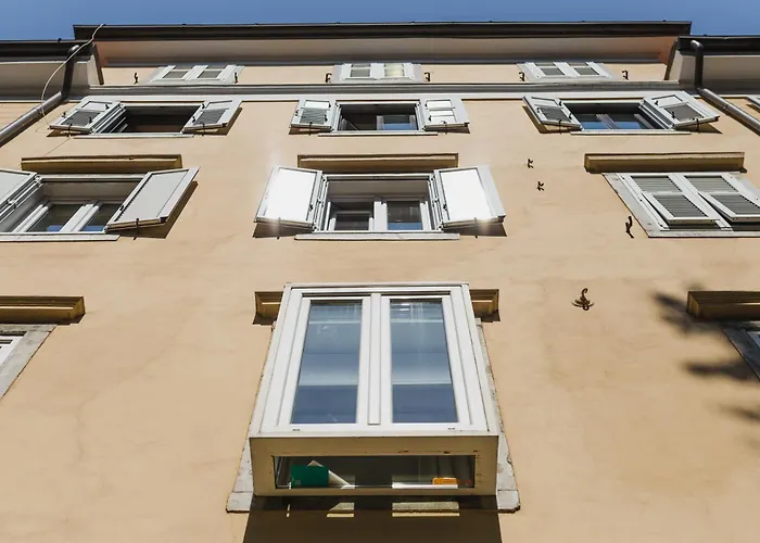 Appartamento Dimora Hortis, Eleganza E Stile In Centro A